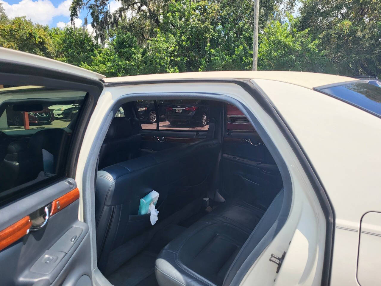 2000 Cadillac Deville Professional for sale at FAMILY AUTO BROKERS in Longwood, FL