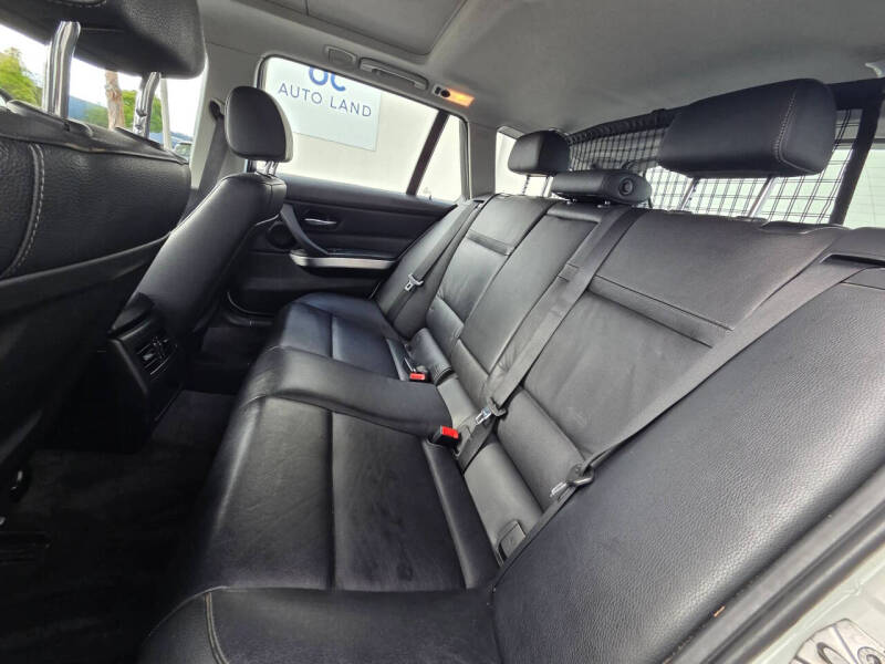 2011 BMW 3 Series 328i