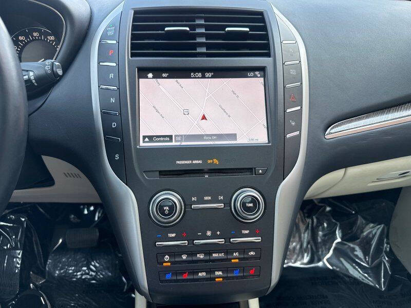 2017 Lincoln MKC Black Label