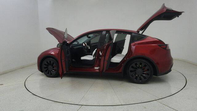 2025 Tesla Model Y Performance