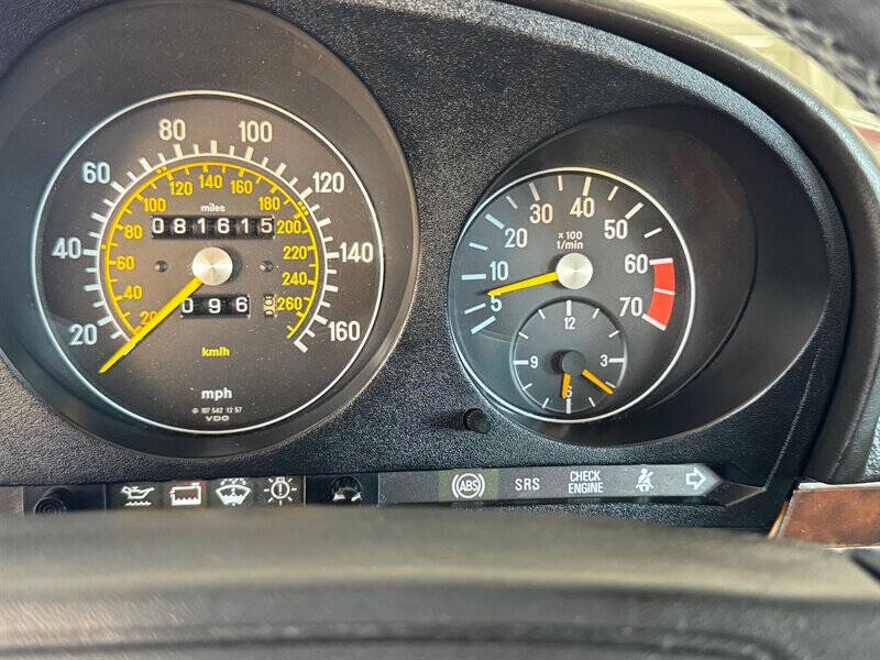 1988 Mercedes-Benz 560-Class 560 SL