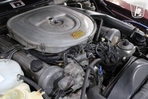 1985 Mercedes-Benz 500-Class