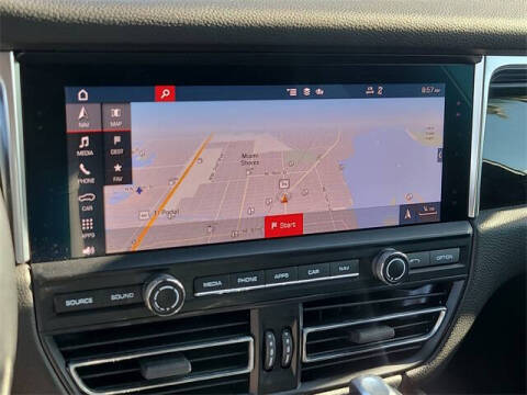 2021 Porsche Macan S