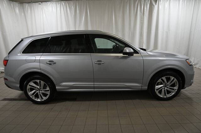 2022 Audi Q7 quattro Premium Plus 55 TFSI