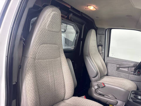 2020 Chevrolet Express 2500