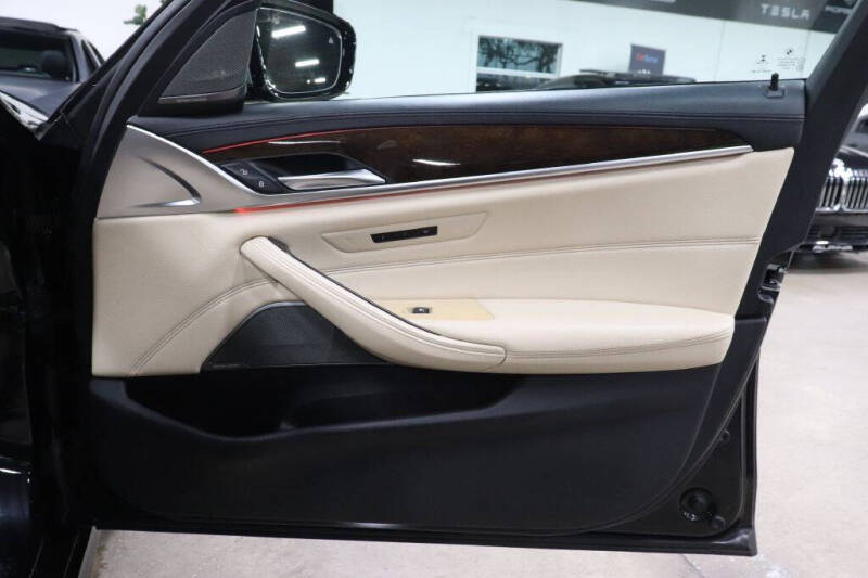 2018 BMW 5 Series M550i xDrive