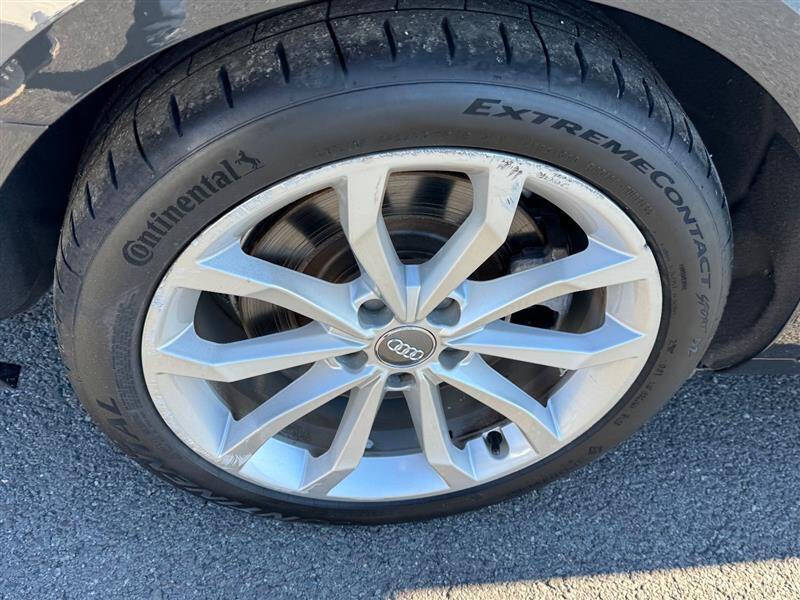 2019 Audi A4 quattro Premium Plus 45 TFSI