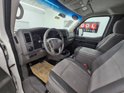2017 Nissan NV