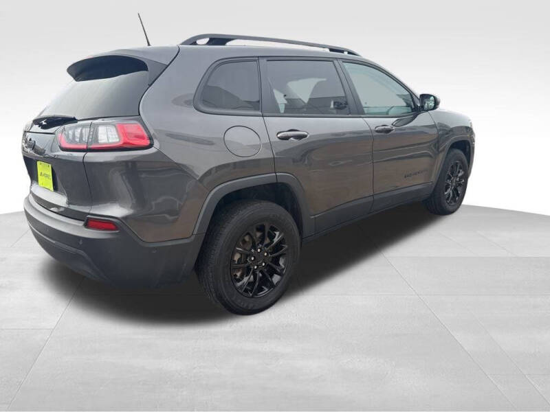 2023 Jeep Cherokee Altitude Lux