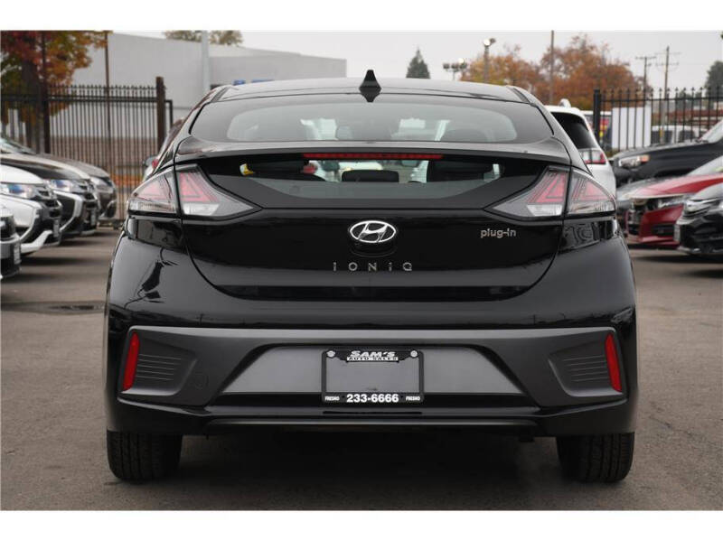 2022 Hyundai Ioniq Plug-in Hybrid SE