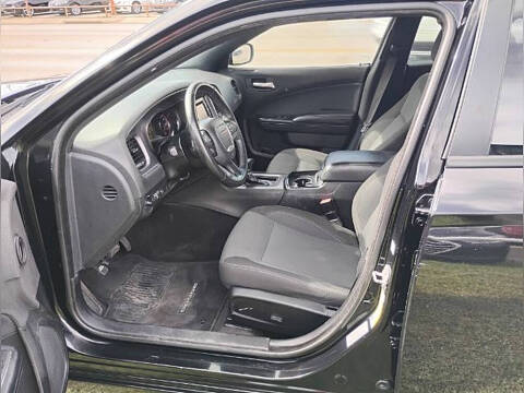 2017 Dodge Charger SE