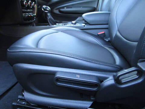 2017 MINI Clubman Cooper