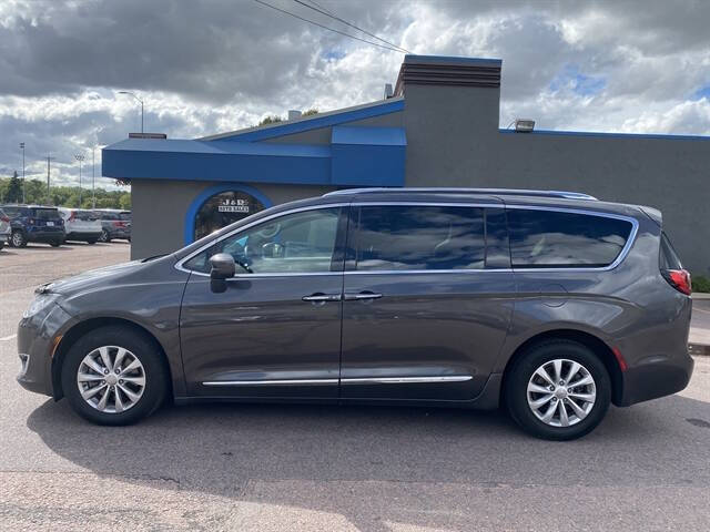 2019 Chrysler Pacifica Touring L