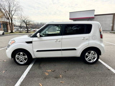 2011 Kia Soul +