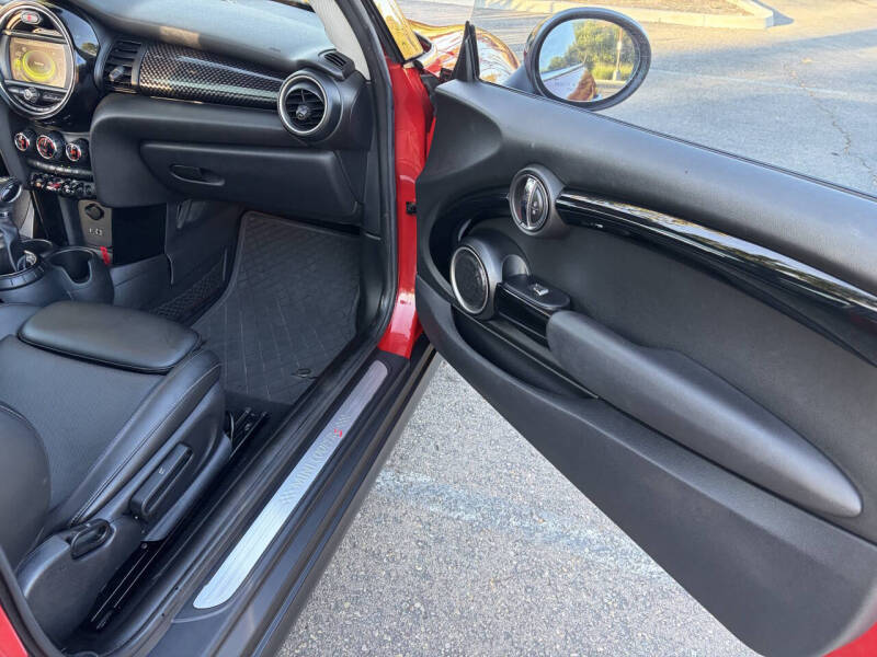 2015 MINI Hardtop 2 Door Cooper S