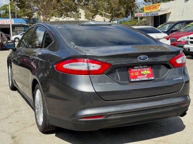2015 Ford Fusion Hybrid S