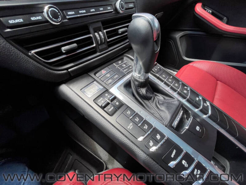 2020 Porsche Macan S