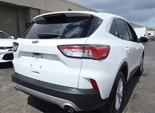 2022 Ford Escape SE