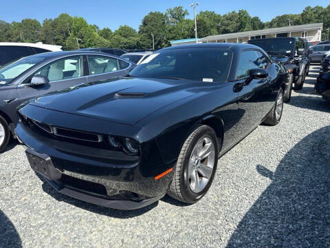 2015 Dodge Challenger SXT