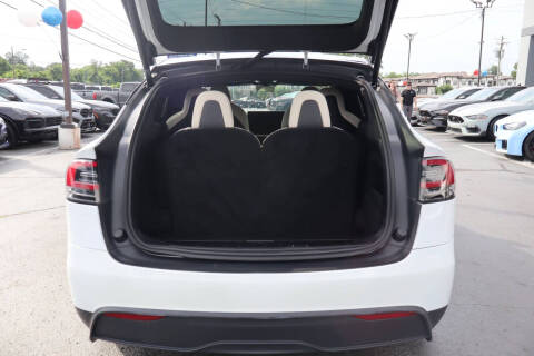 2022 Tesla Model X Plaid