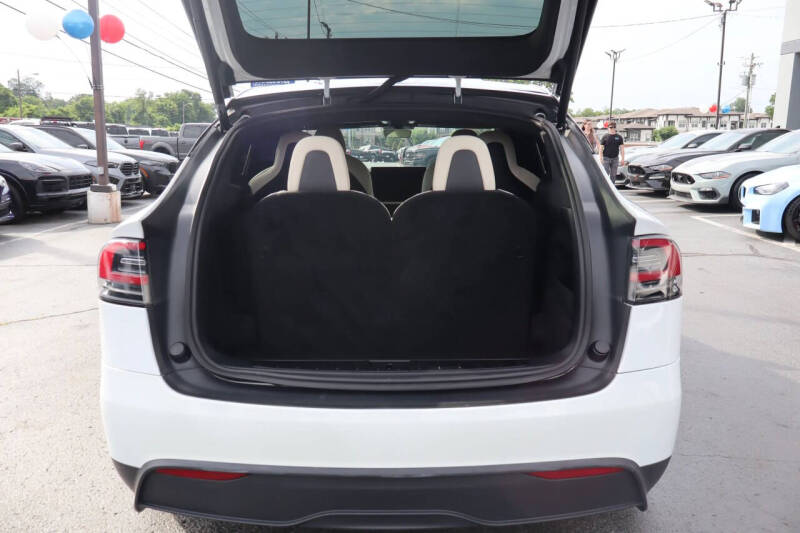 2022 Tesla Model X Plaid