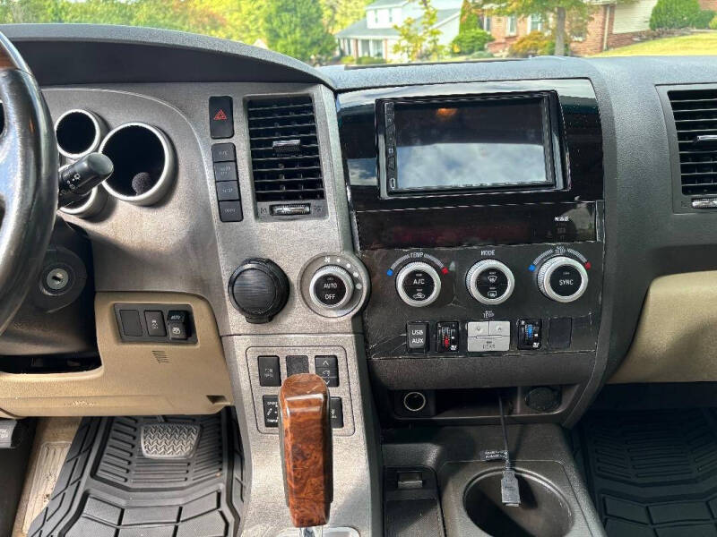 2010 Toyota Sequoia Platinum