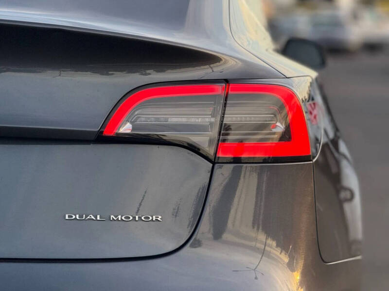2018 Tesla Model 3 Long Range