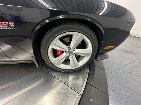 2011 Dodge Challenger SRT8 392