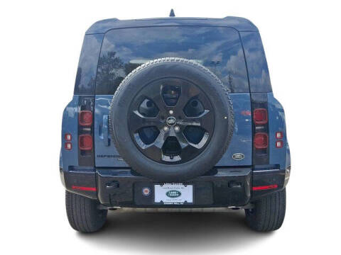 2022 Land Rover Defender 90 X-Dynamic S