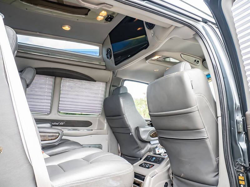 2017 Chevrolet Express 2500