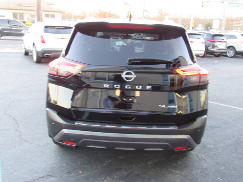2023 Nissan Rogue SL