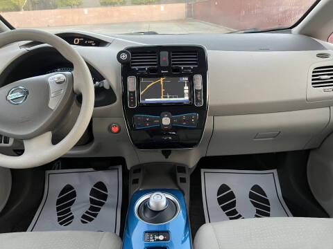 2011 Nissan LEAF SV