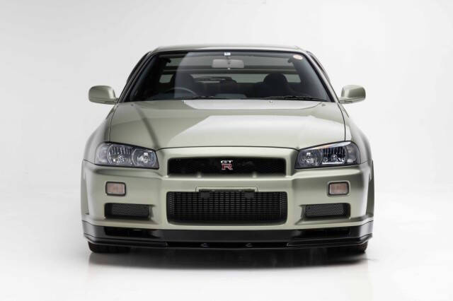 2002 Nissan GT-R