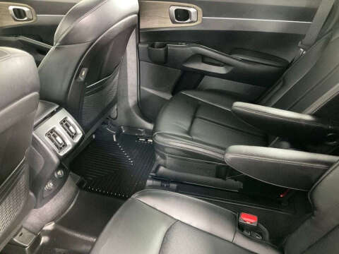 2023 Kia Sorento EX