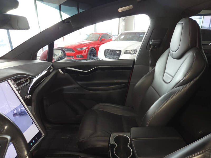 2016 Tesla Model X 90D