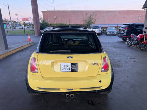 2005 MINI Cooper S