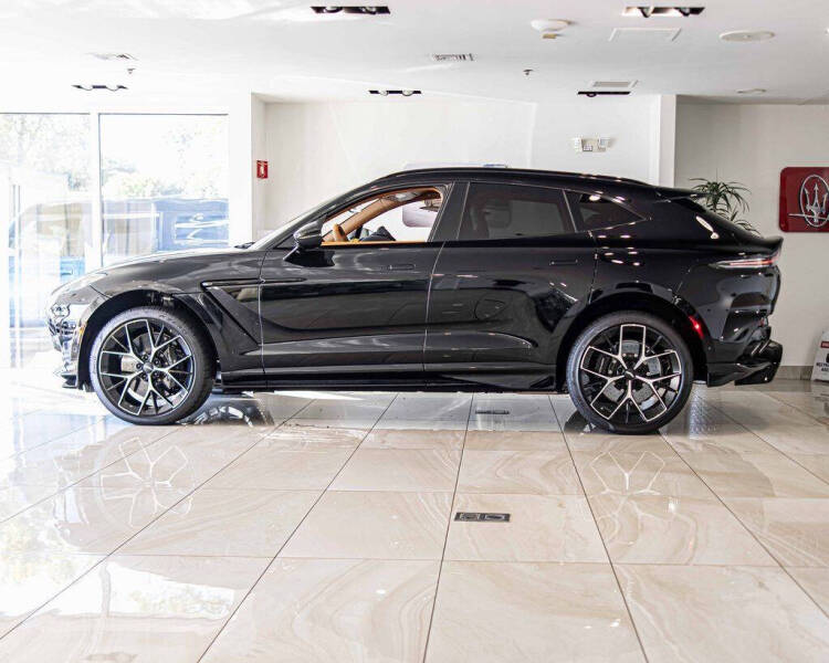 2026 Aston Martin DBX 707