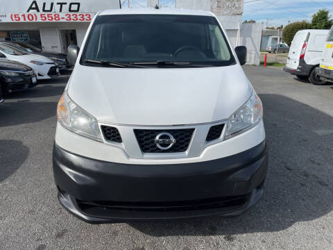 2015 Nissan NV200 SV