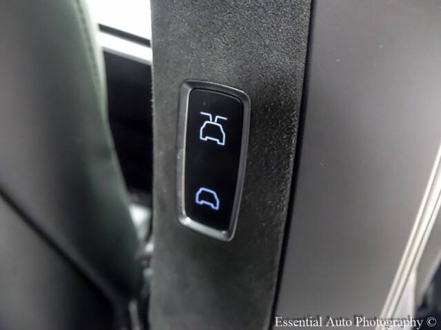 2022 Tesla Model X Plaid