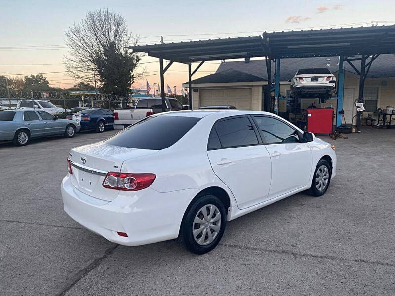 2011 Toyota Corolla