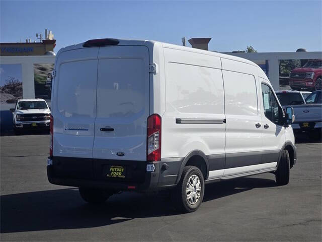 2022 Ford E-Transit