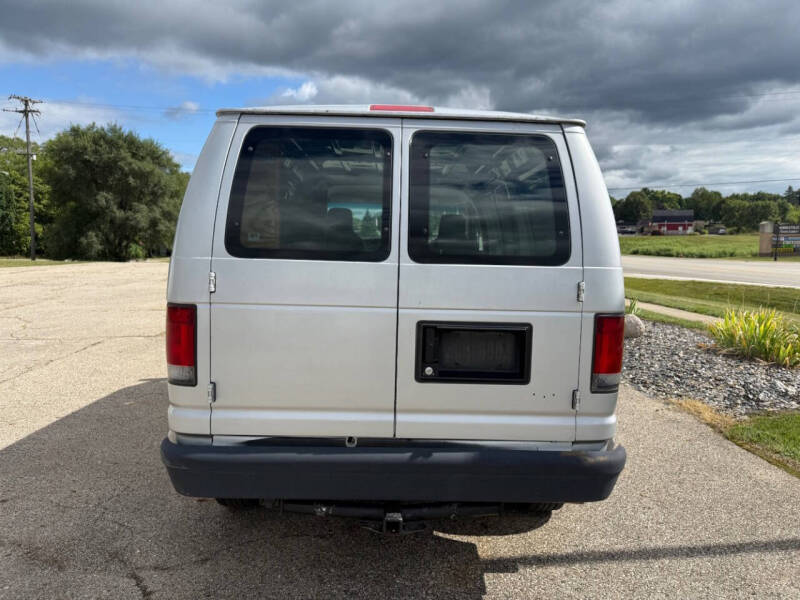 2011 Ford E-Series E-250