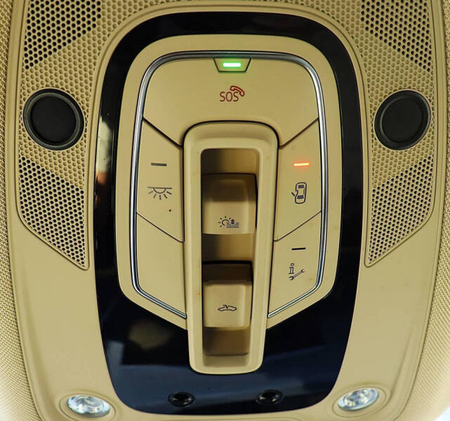 2022 Audi Q5 quattro S line Premium 45 TFSI