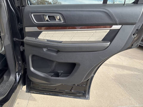 2016 Ford Explorer Platinum