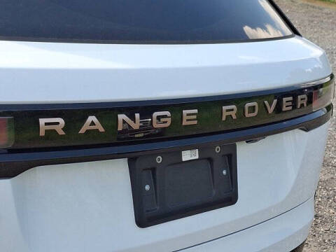 2026 Land Rover Range Rover Velar P400 Autobiography