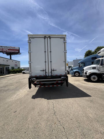 2022 Mack MD6