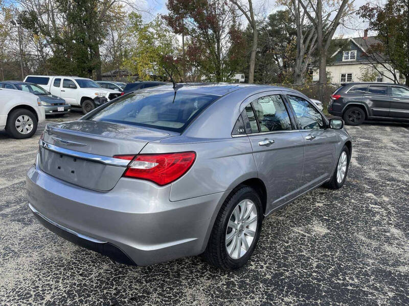2013 Chrysler 200 Limited