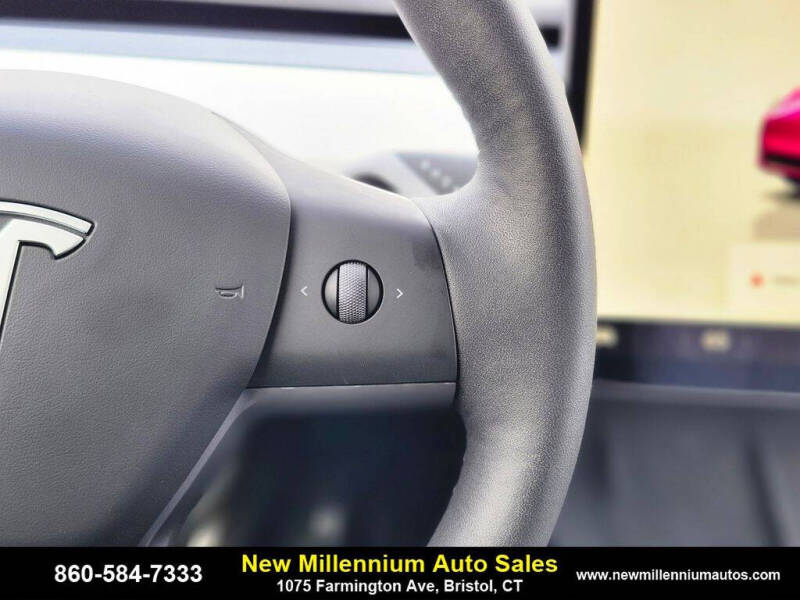 2025 Tesla Model Y Long Range