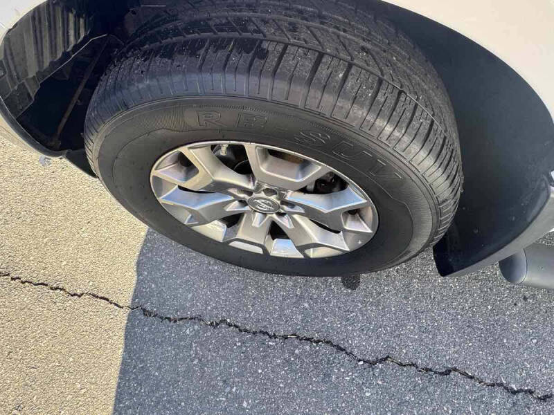 2015 Nissan Frontier SL