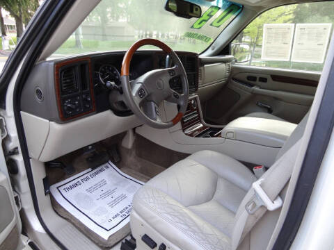 2003 Cadillac Escalade